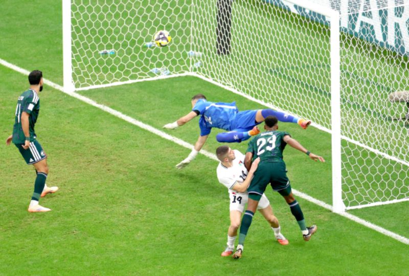 Saudi edge Palestine to reach semi-finals